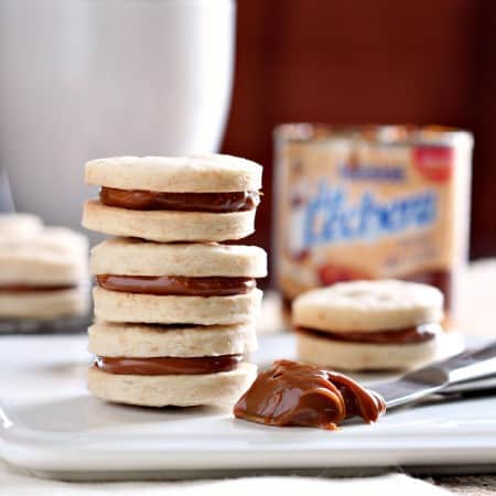 dulce de leche alfajores