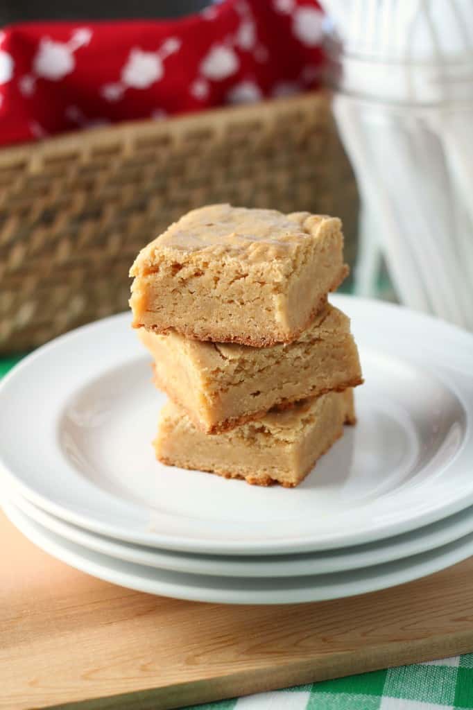 Blondies dessert in a stack of three on white plates