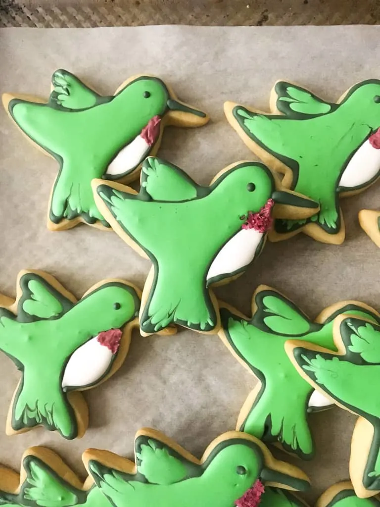 pretty decorated hummingbird cookies