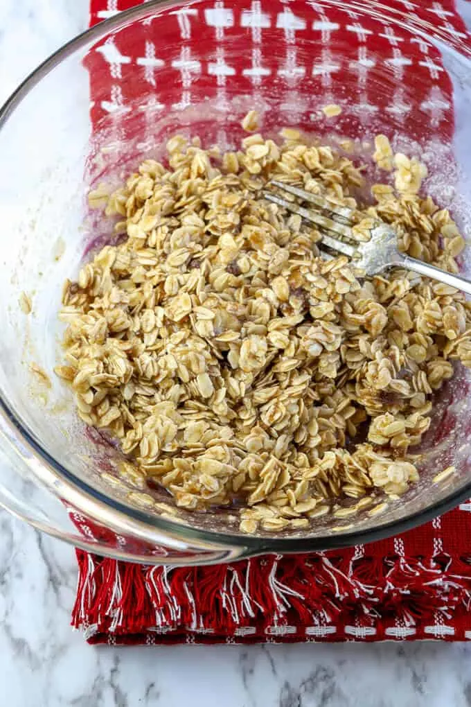 Oat topping for easy apple crisp before baking